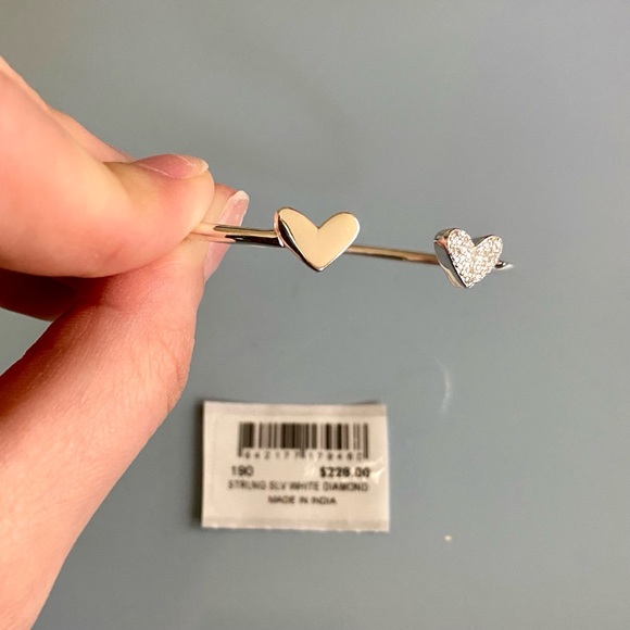 [SOLD] Ari Heart Sterling Silver Bracelet - Picture 5 of 7